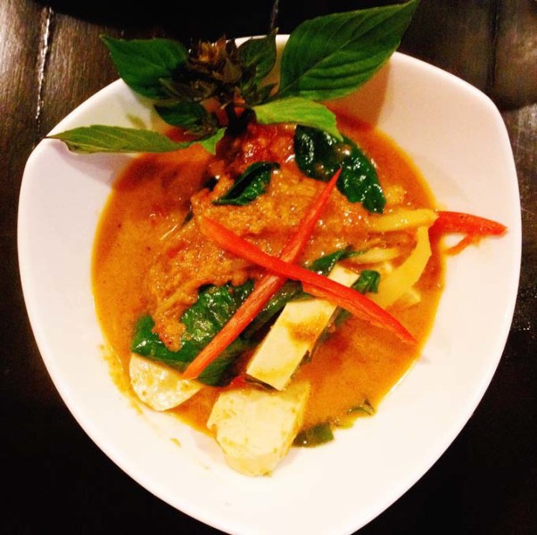 Red vegetable curry